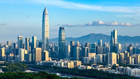 汇盈配资 华发股份44.05亿元处置深圳前海冰雪世界项目7块商业用地